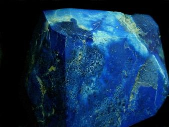 Серебряные серьги (128 фото): сережки из серебра с горным хрусталем и другими натуральными камнями Серебряные серьги (128 фото): сережки из серебра с горным хрусталем и другими натуральными камнями