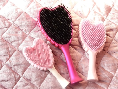 Расческа Tangle Angel: отзывы о моделях для волос Brush в виде крыльев ангела и Teezer Расческа Tangle Angel: отзывы о моделях для волос Brush в виде крыльев ангела и Teezer