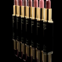 Губная помада L; Oreal (69 фото): жидкая матовая и лаковая, Rouge Caresse и Irresistible Expresso, палитра и отзывы () Губная помада L; Oreal (69 фото): жидкая матовая и лаковая, Rouge Caresse и Irresistible Expresso, палитра и отзывы