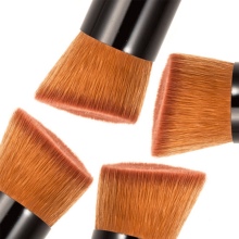 Кисть для румян (38 фото): как выбрать кисточку и какие лучше, Avon и Oriflame, отзывы () Кисть для румян (38 фото): как выбрать кисточку и какие лучше, Avon и Oriflame, отзывы