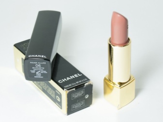Губная помада Chanel (45 фото): Rouge Coco Shine и Rouge Allure Velvet, матовая и увлажняющая, оттенки и отзывы () Губная помада Chanel (45 фото): Rouge Coco Shine и Rouge Allure Velvet, матовая и увлажняющая, оттенки и отзывы