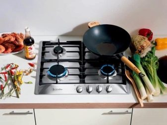 Как отмыть решетку газовой плиты? Как и чем почистить чугунную решетку, как очистить от нагара домашними средствами в условиях своего дома () Как отмыть решетку газовой плиты? Как и чем почистить чугунную решетку, как очистить от нагара домашними средствами в условиях своего дома