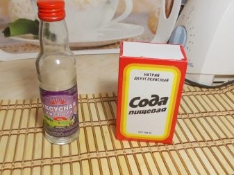 Как почистить утюг от накипи? Чем почистить паровой утюг внутри в домашних условиях внутри, как удалить накипь лимонной кислотой () Как почистить утюг от накипи? Чем почистить паровой утюг внутри в домашних условиях внутри, как удалить накипь лимонной кислотой