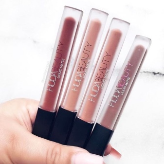 Губная помада HudaBeauty (23 фото): матовые оттенки, отзывы () Губная помада HudaBeauty (23 фото): матовые оттенки, отзывы