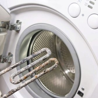 Как почистить стиральную машину лимонной кислотой? Как с помощью народных средств реанимировать машинку-автомат, сколько грамм нужно брать, отзывы о способах чистки () Как почистить стиральную машину лимонной кислотой? Как с помощью народных средств реанимировать машинку-автомат, сколько грамм нужно брать, отзывы о способах чистки