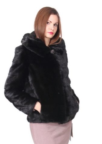 Норка модные куртки из нее