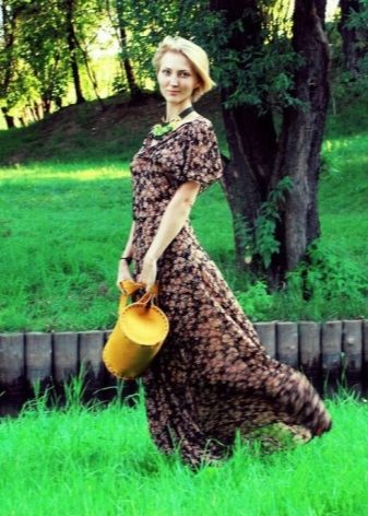 Модное платье с юбкой полусолнце