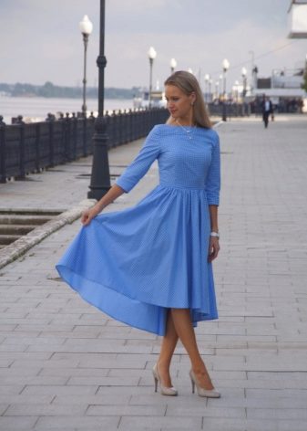Модные вечерние платья на лето фото