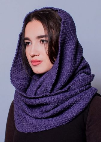 Как модно завязать шарф на куртке с капюшоном