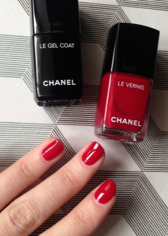 Гель-лак Chanel: палитра цветов для ногтей серии Le Vernis, отзывы () Гель-лак Chanel: палитра цветов для ногтей серии Le Vernis, отзывы