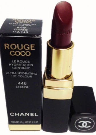 Губная помада Chanel (45 фото): Rouge Coco Shine и Rouge Allure Velvet, матовая и увлажняющая, оттенки и отзывы () Губная помада Chanel (45 фото): Rouge Coco Shine и Rouge Allure Velvet, матовая и увлажняющая, оттенки и отзывы