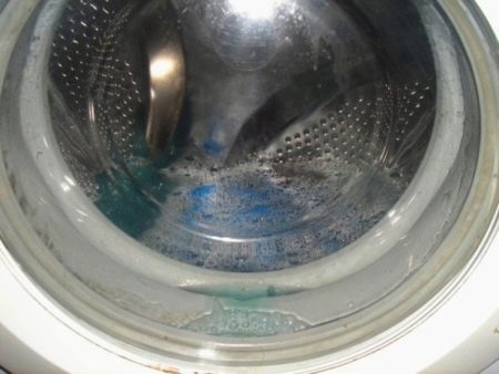 Как почистить стиральную машину уксусом? Как помыть машинку автомат с помощью соды и уксусной кислоты () Как почистить стиральную машину уксусом? Как помыть машинку автомат с помощью соды и уксусной кислоты