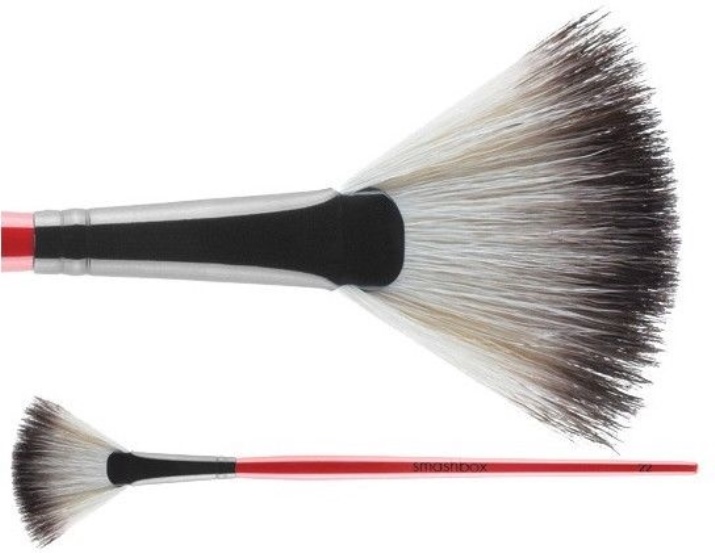 Кисть для румян (38 фото): как выбрать кисточку и какие лучше, Avon и Oriflame, отзывы () Кисть для румян (38 фото): как выбрать кисточку и какие лучше, Avon и Oriflame, отзывы