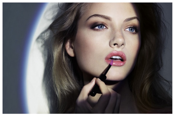 Блеск для губ Divage; Vinyl Gloss; и; Crystal Shine, отзывы () Блеск для губ Divage; Vinyl Gloss; и; Crystal Shine, отзывы